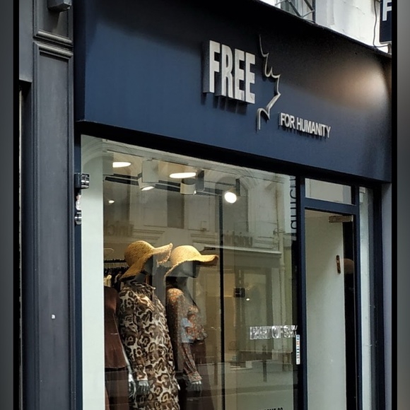 Free For Humanity sweater 🌸 - Picture 14 of 14